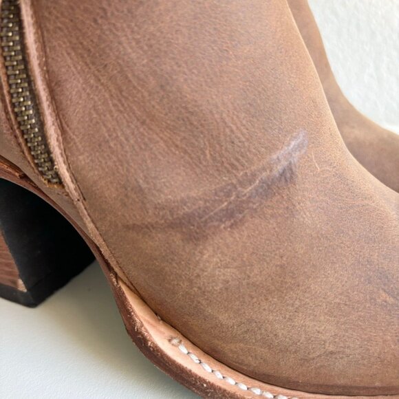 Lane CHARLIE Brown Short Cowboy Boots Womens 9 Western Wear Leather Ankle Bootie - Picture 4 of 9